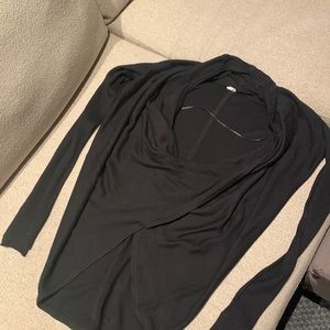 Lululemon black sweater